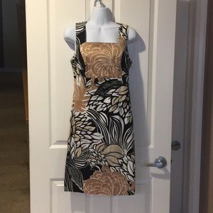 Square neck dress